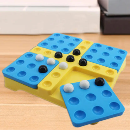 Rotating Gobang, a family-child interactive educational board game