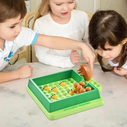 The little hedgehog looking for his mother toy is a toy that can exercise children's logical thinking ability.