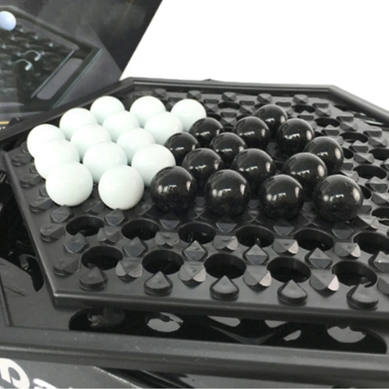 Abalone table game，Essential games for family gatherings